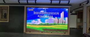 觸控延遲0.01秒 vs 0.1秒：差10倍的價(jià)格背后，會(huì)議平板觸控技術(shù)的水有多深？”